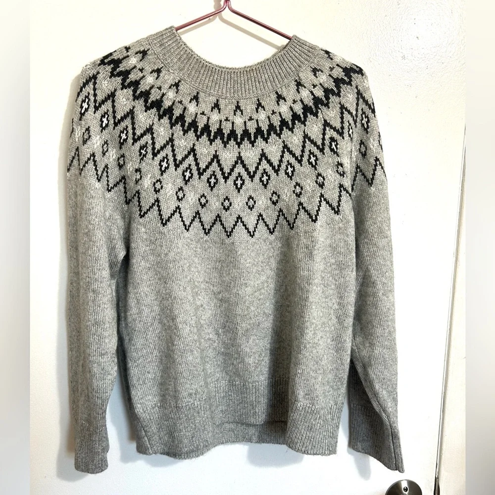 NWT Women’s Ann Taylor Fair Isle Sweater, large